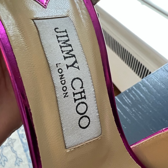 Jimmy Choo Lance mirror leather orchid. - Picture 7 of 10